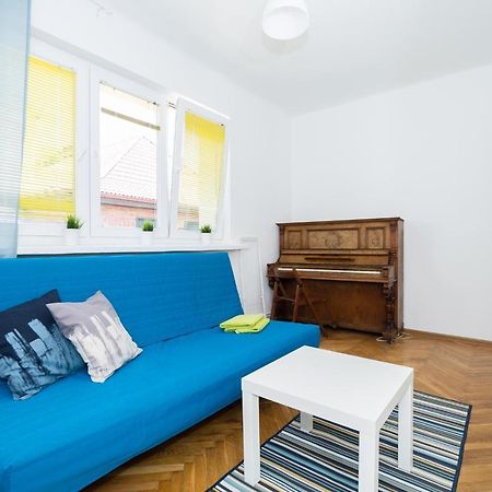 Uwh Hostel Gdansk Ngoại thất bức ảnh
