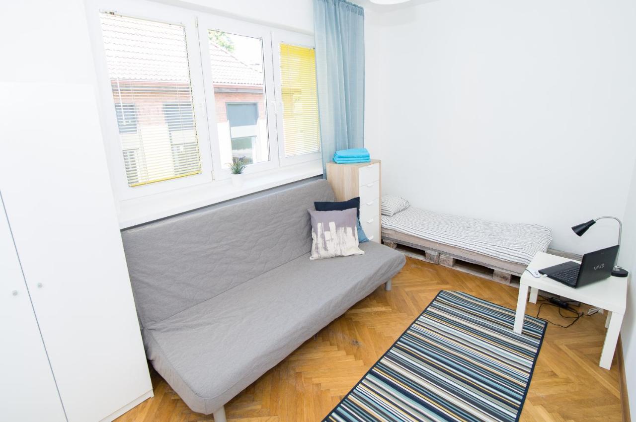 Uwh Hostel Gdansk Ngoại thất bức ảnh