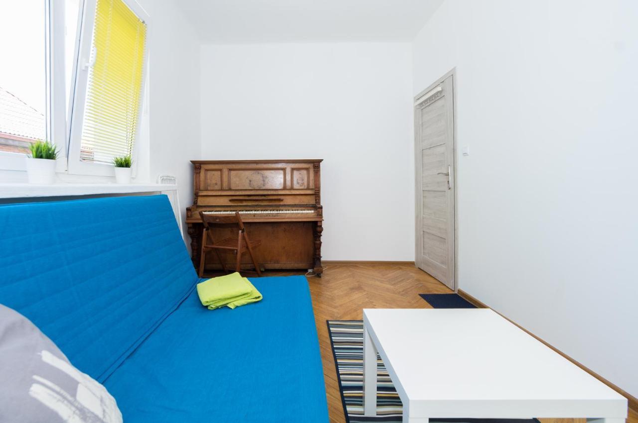 Uwh Hostel Gdansk Ngoại thất bức ảnh