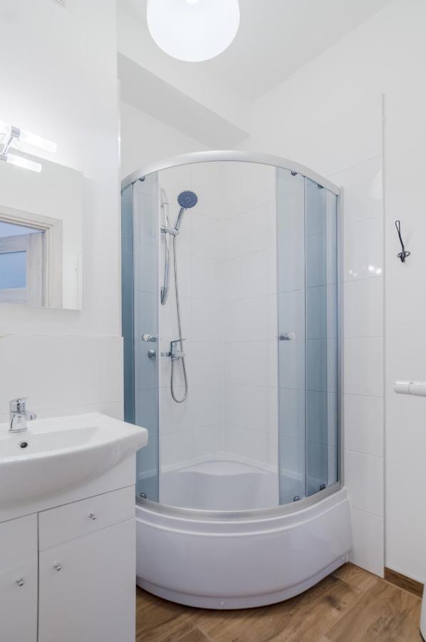 Uwh Hostel Gdansk Ngoại thất bức ảnh